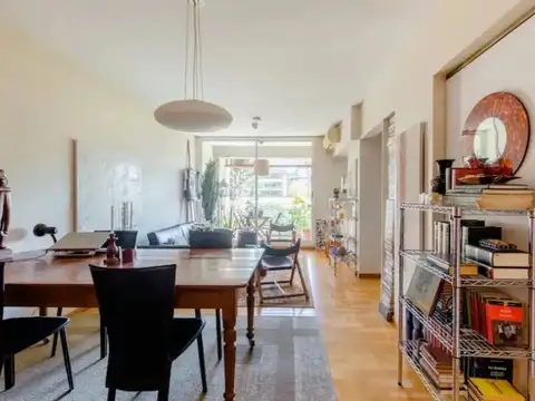 Santos Dumont 2300, Piso 2