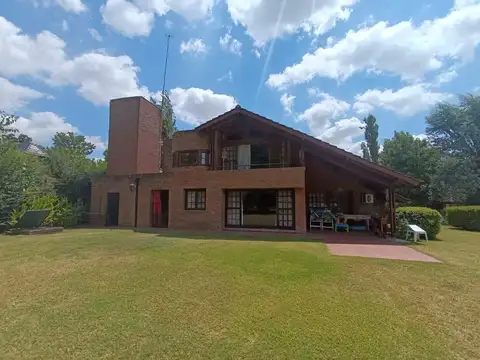 CASA EN VENTA, LAS PRADERAS DE LUJAN 