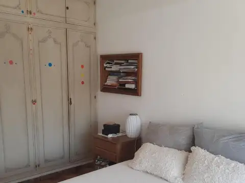 Comodísimo y funcional. 3 dormitorios + cochera.