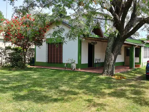 Quinta en Venta en Barrio Parque Leloir, USD 165.000