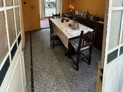 PH 4 AMB. C/ BAÑO COMPLETO Y TOILETTE EN PB LATERAL CON TERRAZA EXCELENTE UBICACION