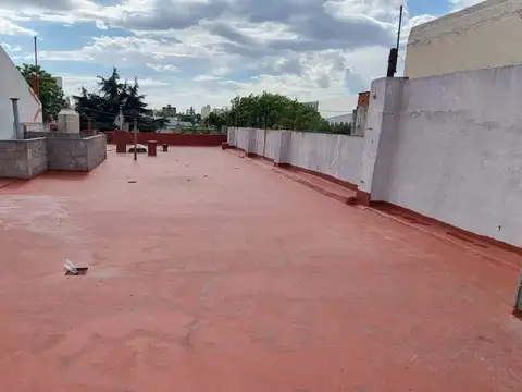 Depto Tipo Casa en Alquiler al Noreste