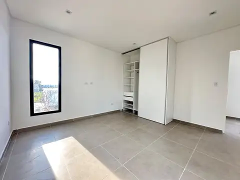 Casa en Venta en Pilar Del Este, USD 210.000