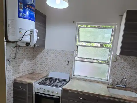 Gral M De Escalada 100, Piso 1