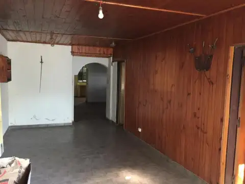 Vivienda sobre Buenos Aires 3520, Glew 