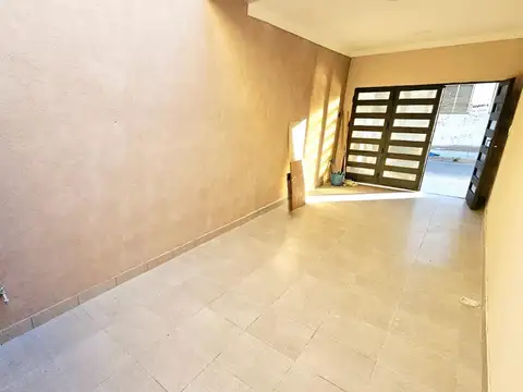 Depto Tipo Casa en Venta con 1 cocheras