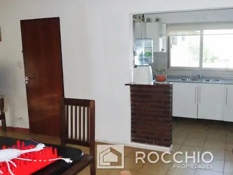 Depto Tipo Casa 4 ambientes con 2 baños