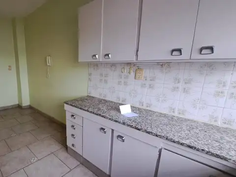 Departamento 4 ambientes con 1 baño