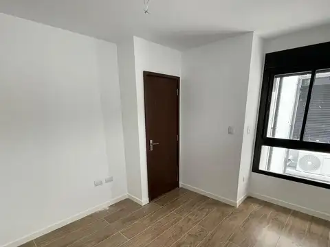 1 Dormitorio con terraza exclusiva equipada