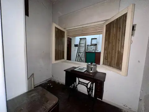 Depto Tipo Casa en Venta en Liniers, USD 55.000