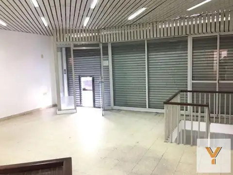 Local comercial en venta - Baño - Cocina - Depósito - 180mts 2- La Plata