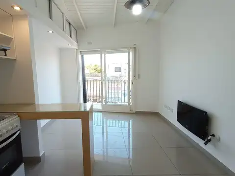 VENTA MONOAMBIENTE EN VENTA CON BALCON-MERLO