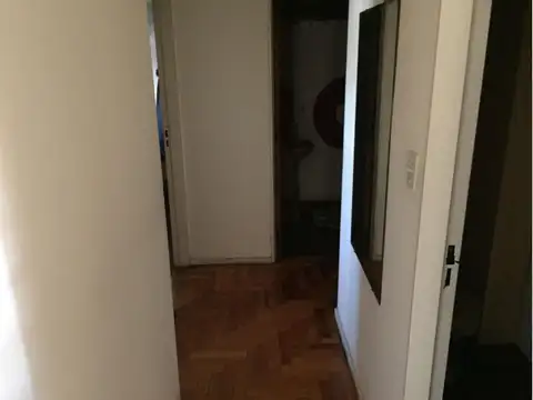 Semipiso 4 amb, frente a la plaza