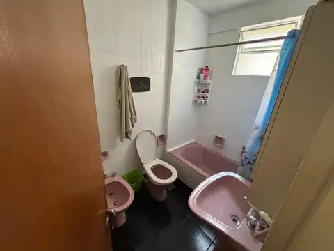 Departamento en Venta en Villa del Parque, USD 79.000