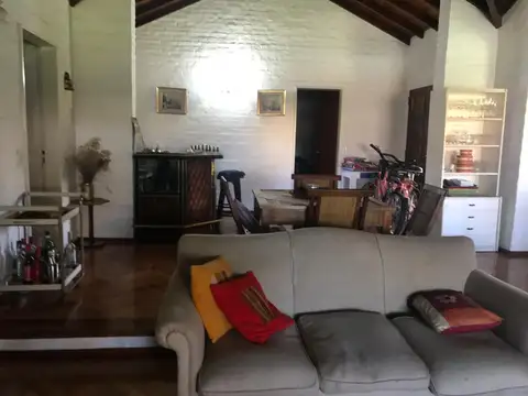 Acceso Norte (km 48) Mapuche Country Club
