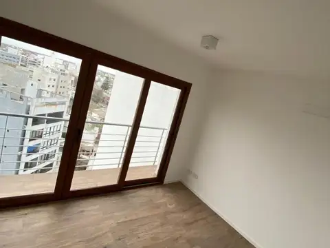 Depto 1 dormitorio de categoria con buena ubicación.