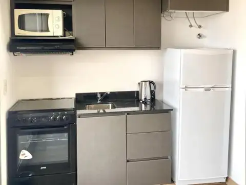 Av Ricardo Balbin 4100