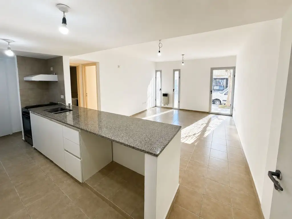 Calle 57 entre 21 y 22 1300