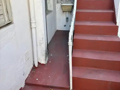 Depto Tipo Casa en Venta en Ramos Mejia, USD 33.000