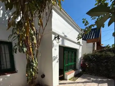 Depto Tipo Casa en Alquiler de 3 ambientes