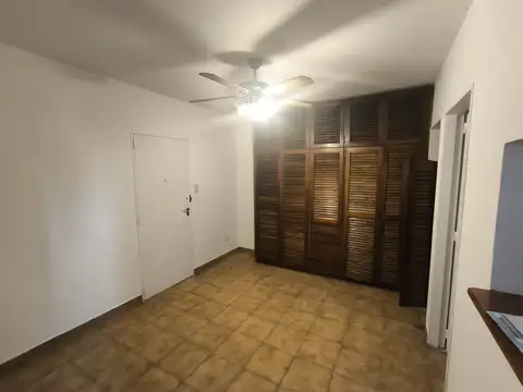 Avenida Bartolomé Mitre 6500, Piso 5