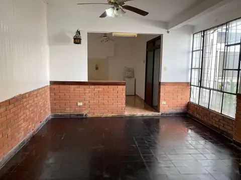 Doctor Alberto Vera 1400