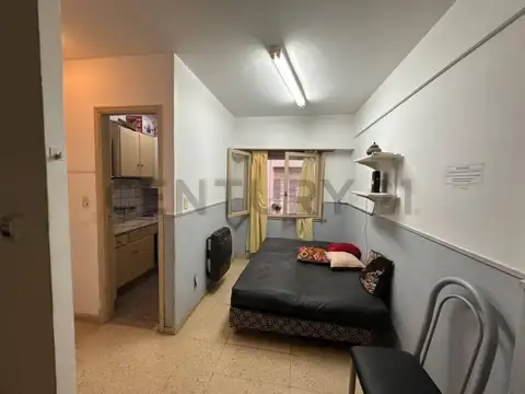 Monoambiente en venta frente a plaza mitre – colón 2700