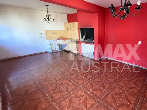 Casa 5 ambientes con 1 baño