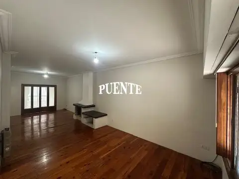 Depto Tipo Casa en Alquiler de 5 ambientes