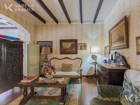 Casa 6 ambientes con 2 baños