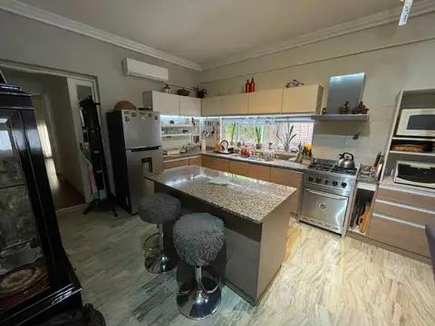 ALQUILER PH TIPO CASA DE 3 AMBIENTES VILLA BALLESTER