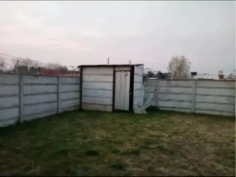 Casa 3 ambientes con 1 baño