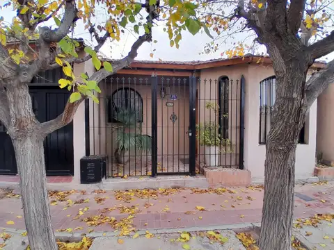 Casa en Venta en Villa Nueva de Guaymallen, Guaymallén