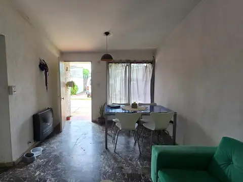 Depto Tipo Casa en Venta 45 años