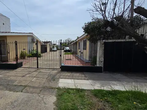 Curupayti 700, Piso PB