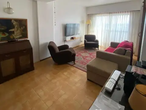 Departamento en Venta de 4 dormitorios
