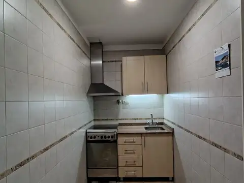 Depto Tipo Casa en Venta en Villa del Parque, USD 169.000