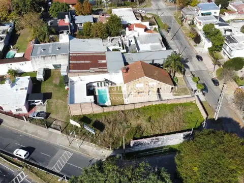 Terreno en Venta en El Palomar, USD 360.000