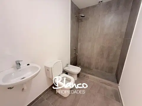 Departamento en Venta con 1 cochera