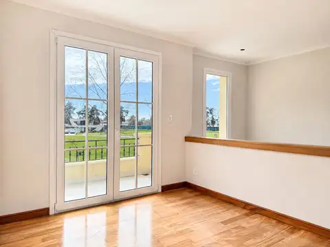 VENTA CASA  6 AMBIENTES AZZURRA TORTUGAS  -  PILAR
