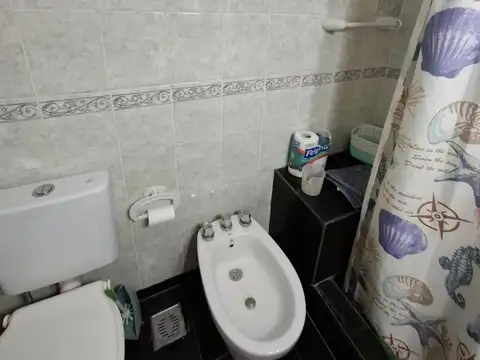 DTO. 2 AMB. LATERAL ABIERTO. 40 M2.  - SHOPING ALDREY