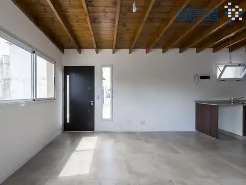 Depto Tipo Casa en Alquiler de 1 dormitorio