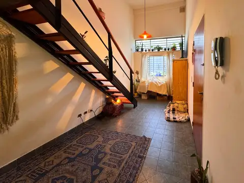 Departamento loft de un dormitorio a metros del mercado del patio