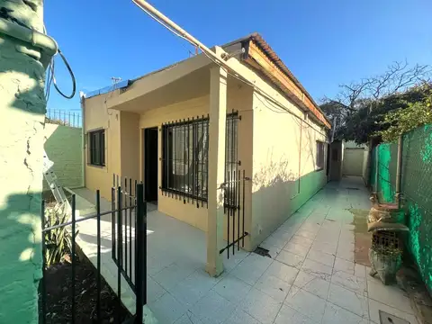 Venta PH 4 ambientes con parque 
