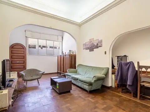 Depto Tipo Casa en Venta en Flores, USD 144.000
