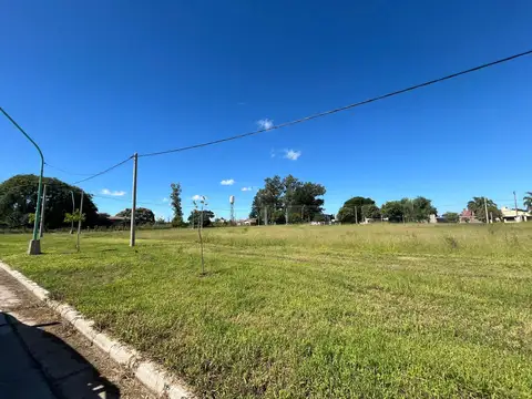Terreno en Venta en Angel Gallardo, USD 29.000