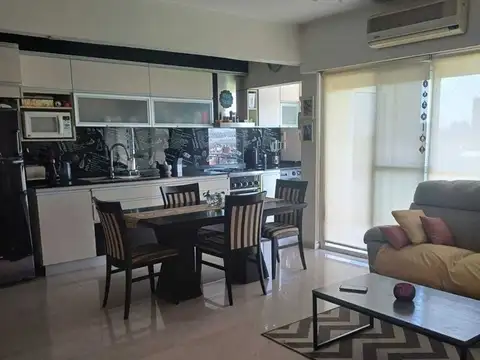 Departamento en Alquiler en Villa Celina, $ 680.000