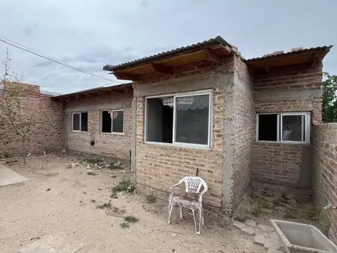 VENTA DE CASA  Y DEPARTAMENTO EN CONSTRUCCION