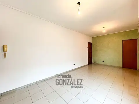 Depto Tipo Casa 2 ambientes con 1 baño