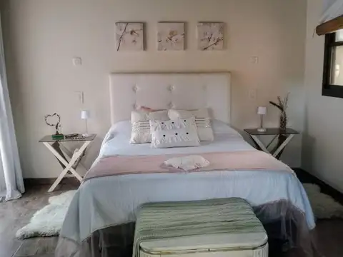 Casa 2 ambientes con 1 baño